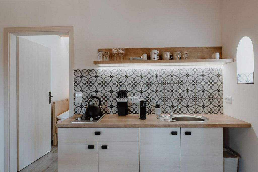 זנוימו Apartmany Stare Mesto מראה חיצוני תמונה